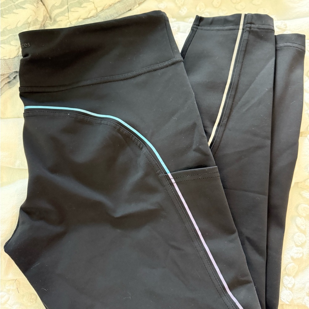 Outdoor Voices Fleece Leggings - Picture 5 of 5